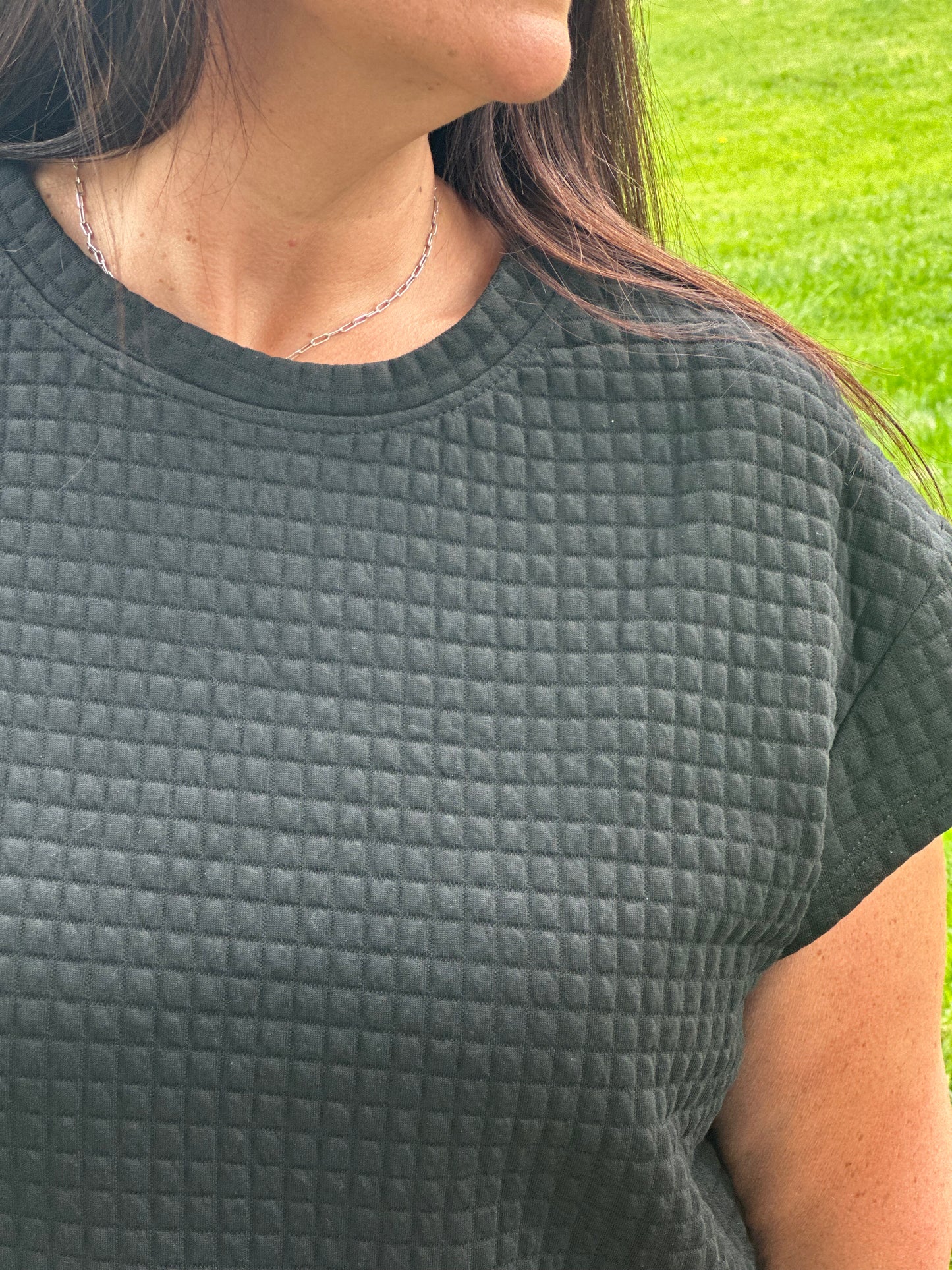 Black Solid Color Textured Short Sleeve Top and Casual Pant Set