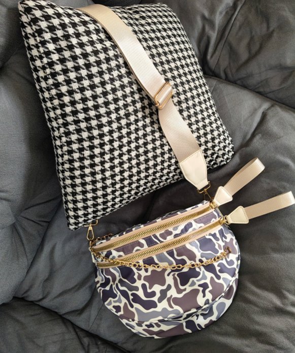Chain Decor Leaf Camo Print Bum Bag Crossbody