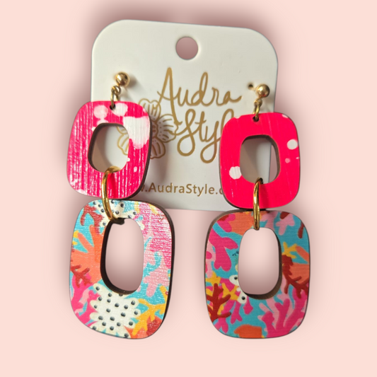 Pink link earrings